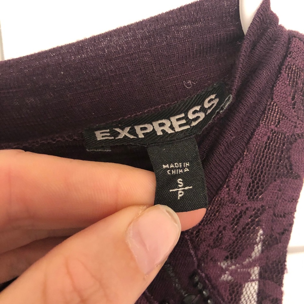 Express Tank Top - Picture 3 of 4